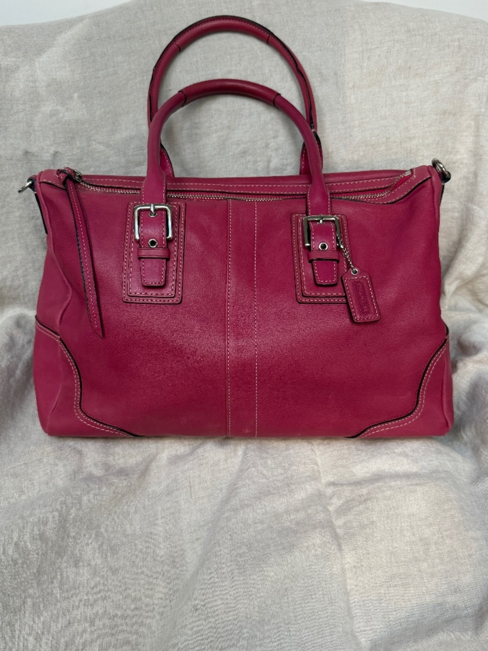 "Coach" *Hamptons Leather Satchel*Beautiful Coach  Magenta *Full Grain Leather